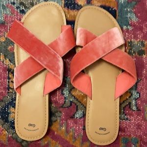 GAP sandals